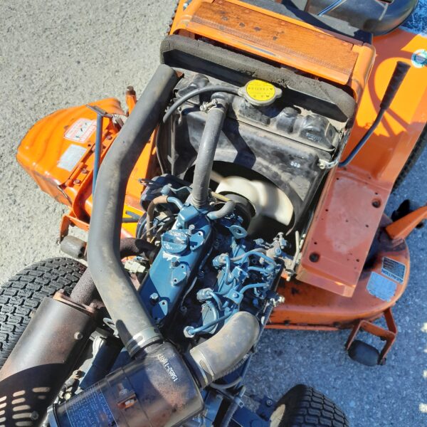 Tracteur tondeuse Kubota G3. – Image 4