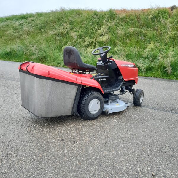 Tracteur à gazon Honda 2213! – Image 4