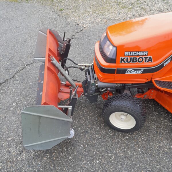 Tracteur, tondeuse, chasse-neige Kubota G1700. – Image 8