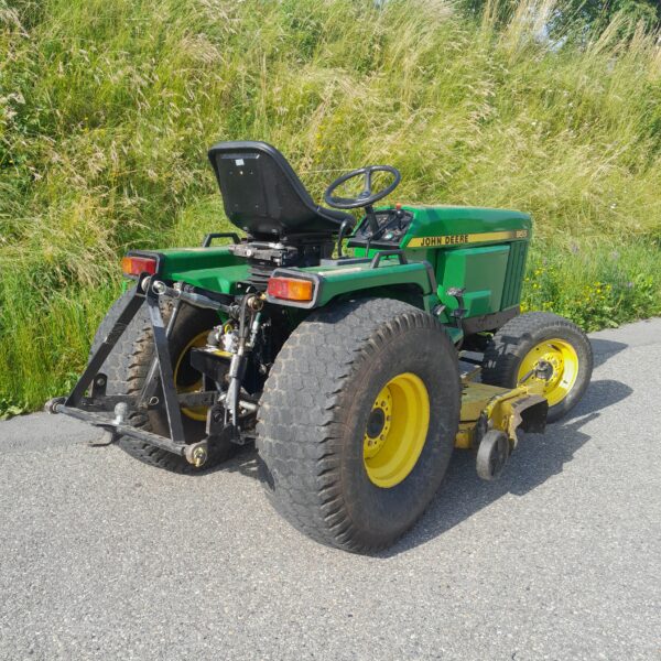 Tracteur John-John-Deere 955. – Image 7