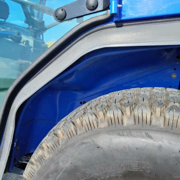 Tracteur Iseki 3240 équipé tonte! – Image 7
