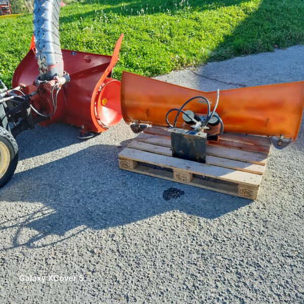 Tracteur chasse-neige Iseki TE 3210. – Image 7