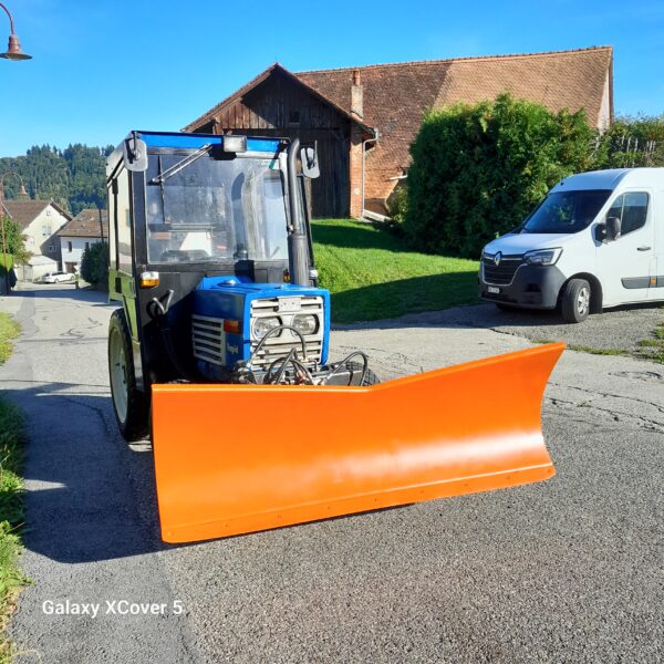 Tracteur chasse-neige Iseki TE 3210. – Image 13