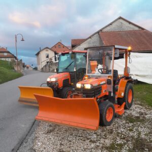Tracteur Kubota B2410.